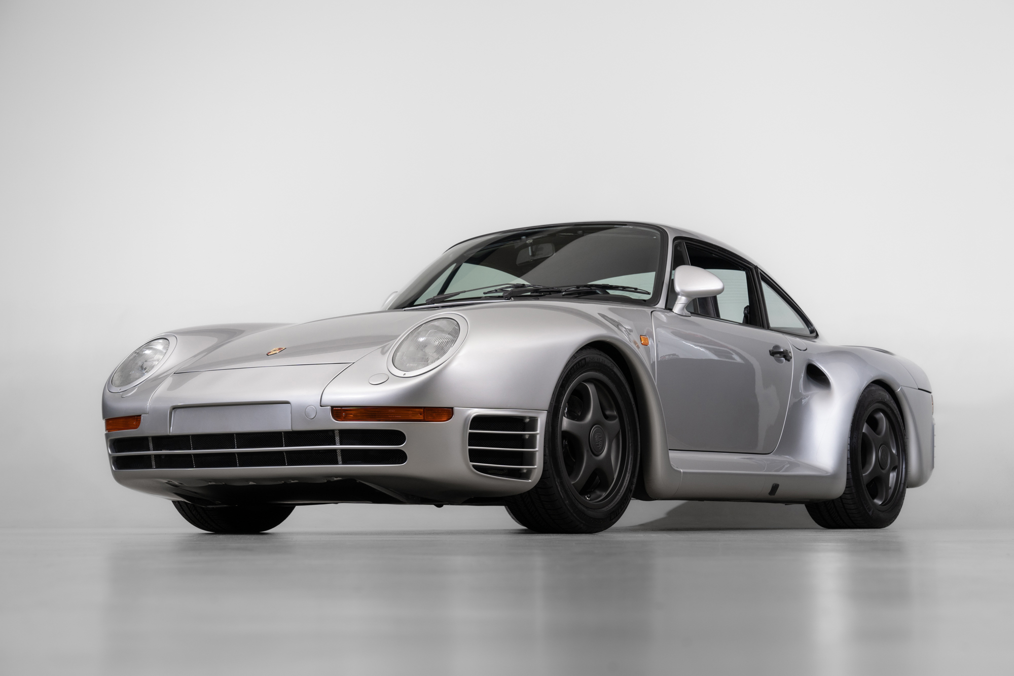 1987 Porsche 959 1987 Porsche 959 , SILVER, VIN WP0ZZZ95ZHS900055, MILEAGE 1949