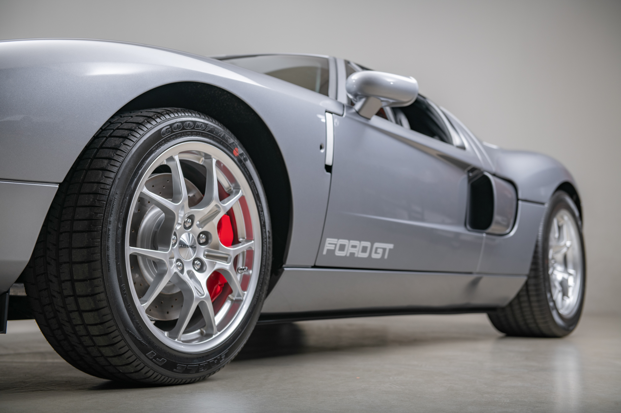 2006 Ford GT , TUNGSTEN SILVER, VIN 1FAFP90S06Y402032, MILEAGE 874