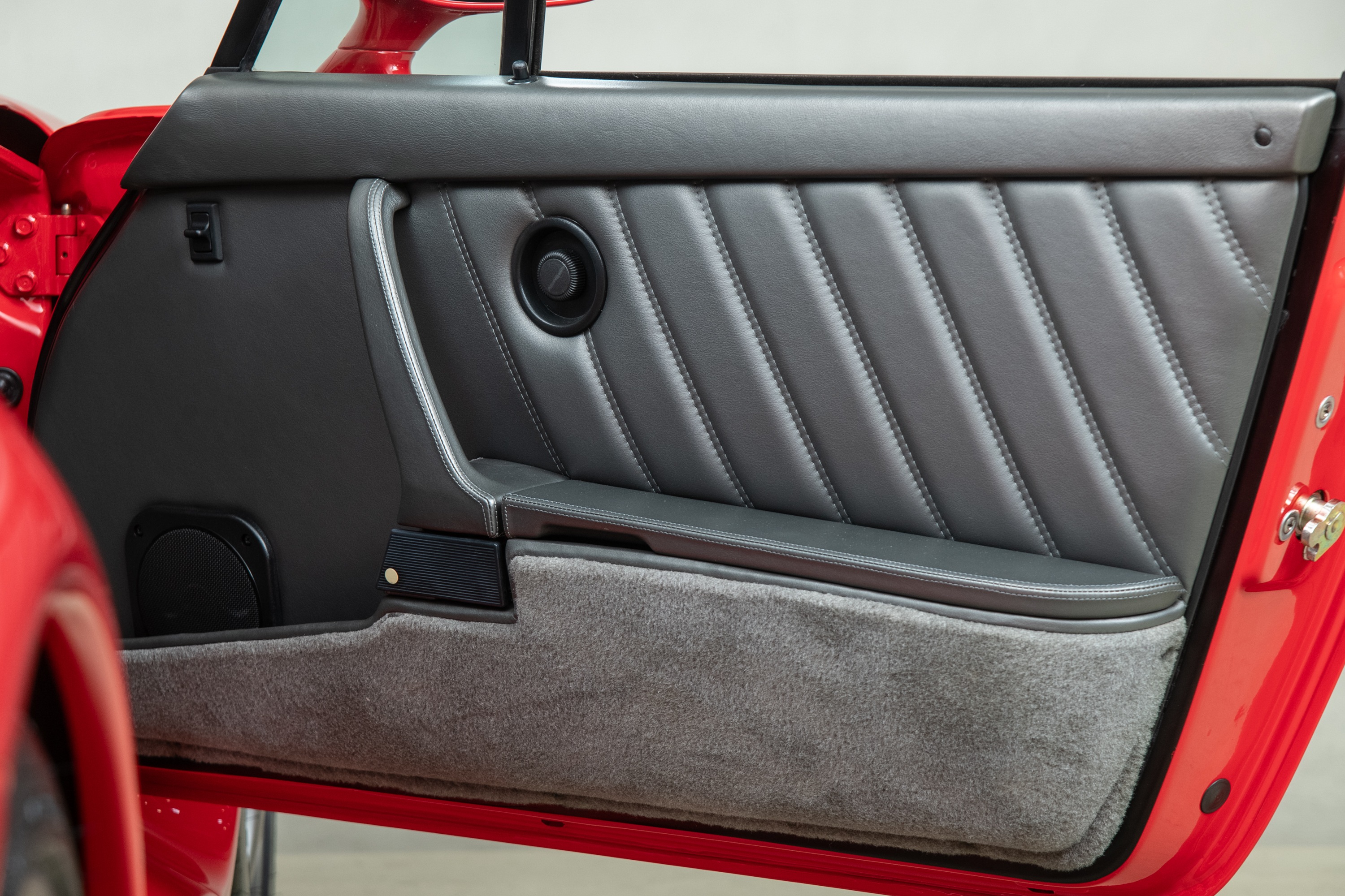 1988 Porsche 959 1988 Porsche 959 , GUARDS RED, VIN WP0ZZZ95ZJS900139, MILEAGE 8578