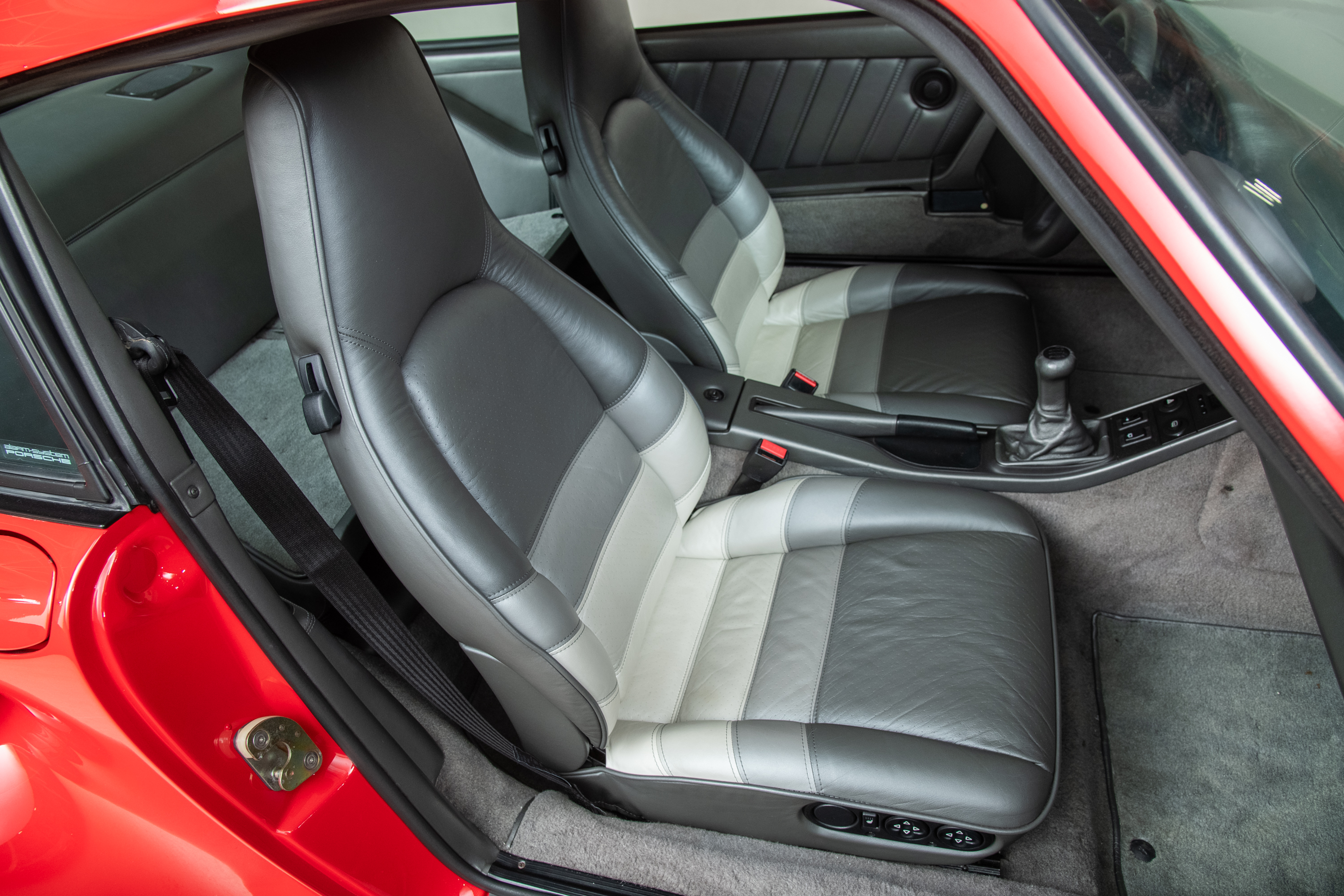 1988 Porsche 959 1988 Porsche 959 , GUARDS RED, VIN WP0ZZZ95ZJS900139, MILEAGE 8578