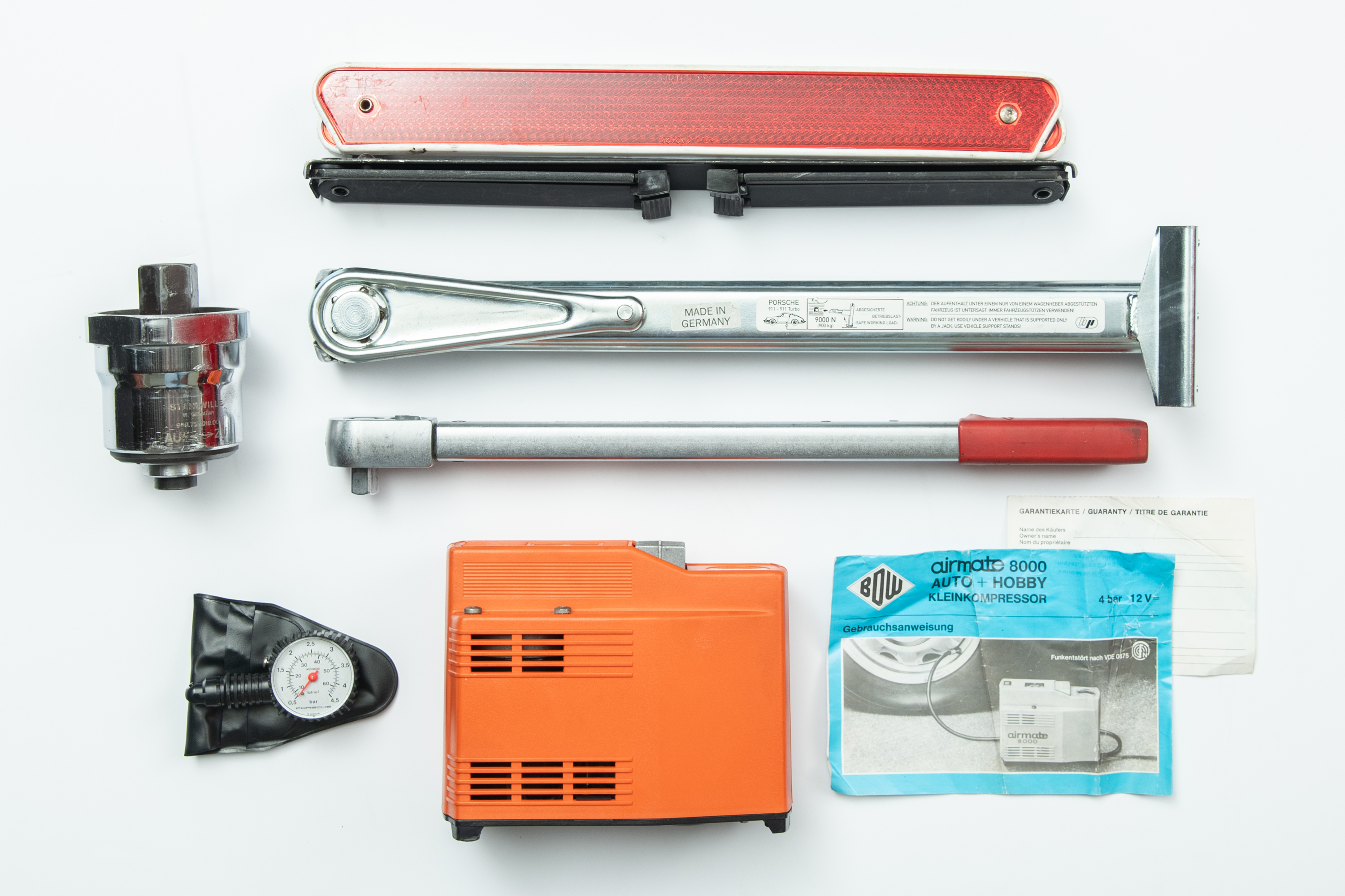 1988 Porsche 959 1988 Porsche 959 , GUARDS RED, VIN WP0ZZZ95ZJS900139, MILEAGE 8578