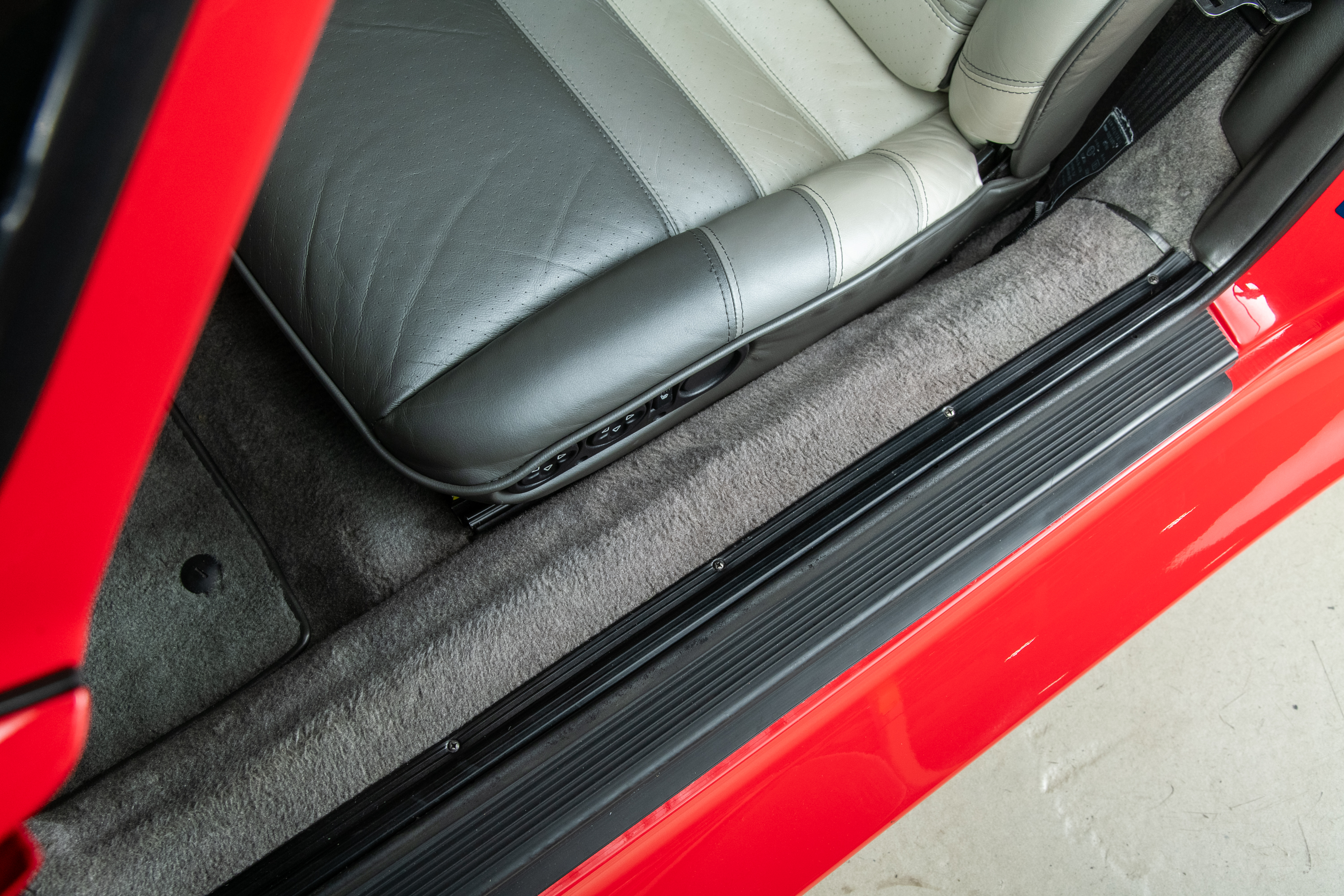 1988 Porsche 959 1988 Porsche 959 , GUARDS RED, VIN WP0ZZZ95ZJS900139, MILEAGE 8578