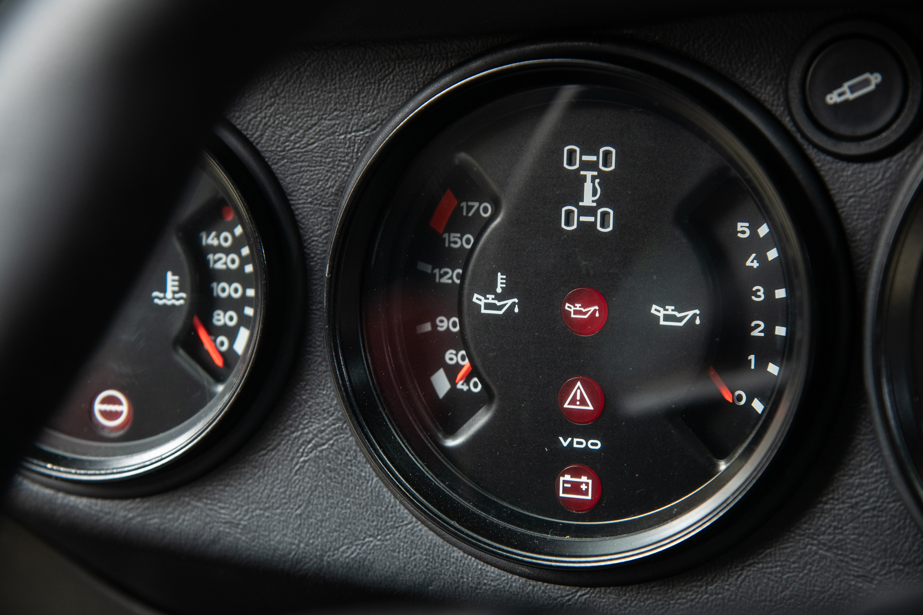 1988 Porsche 959 1988 Porsche 959 , GUARDS RED, VIN WP0ZZZ95ZJS900139, MILEAGE 8578