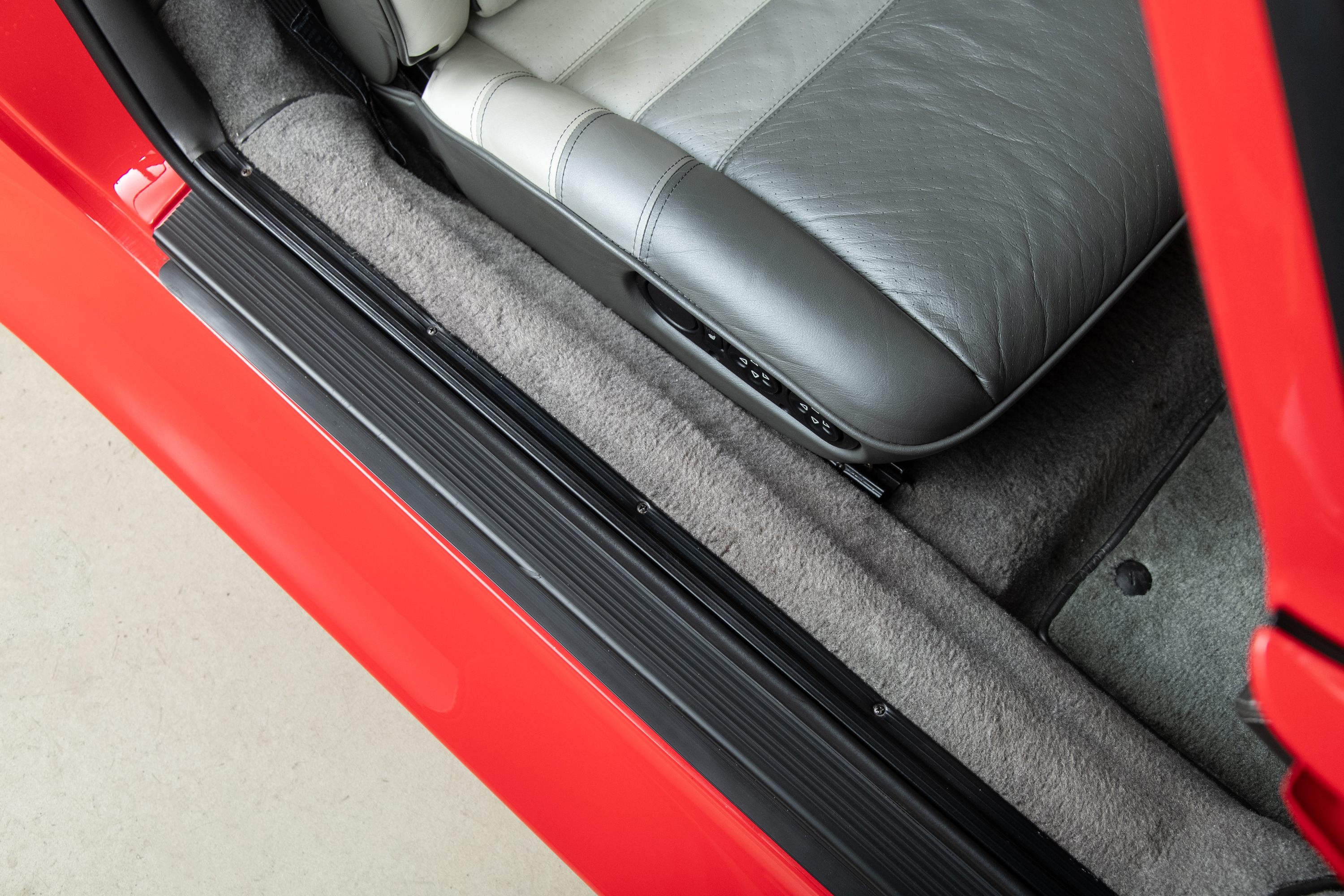 1988 Porsche 959 1988 Porsche 959 , GUARDS RED, VIN WP0ZZZ95ZJS900139, MILEAGE 8578