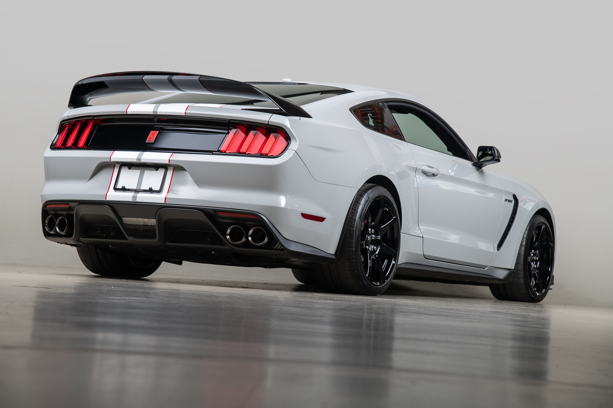 2015 Ford Mustang Shelby GT350R , AVALANCHE GREY, VIN 1FATP8JZ3F5520022, MILEAGE 473