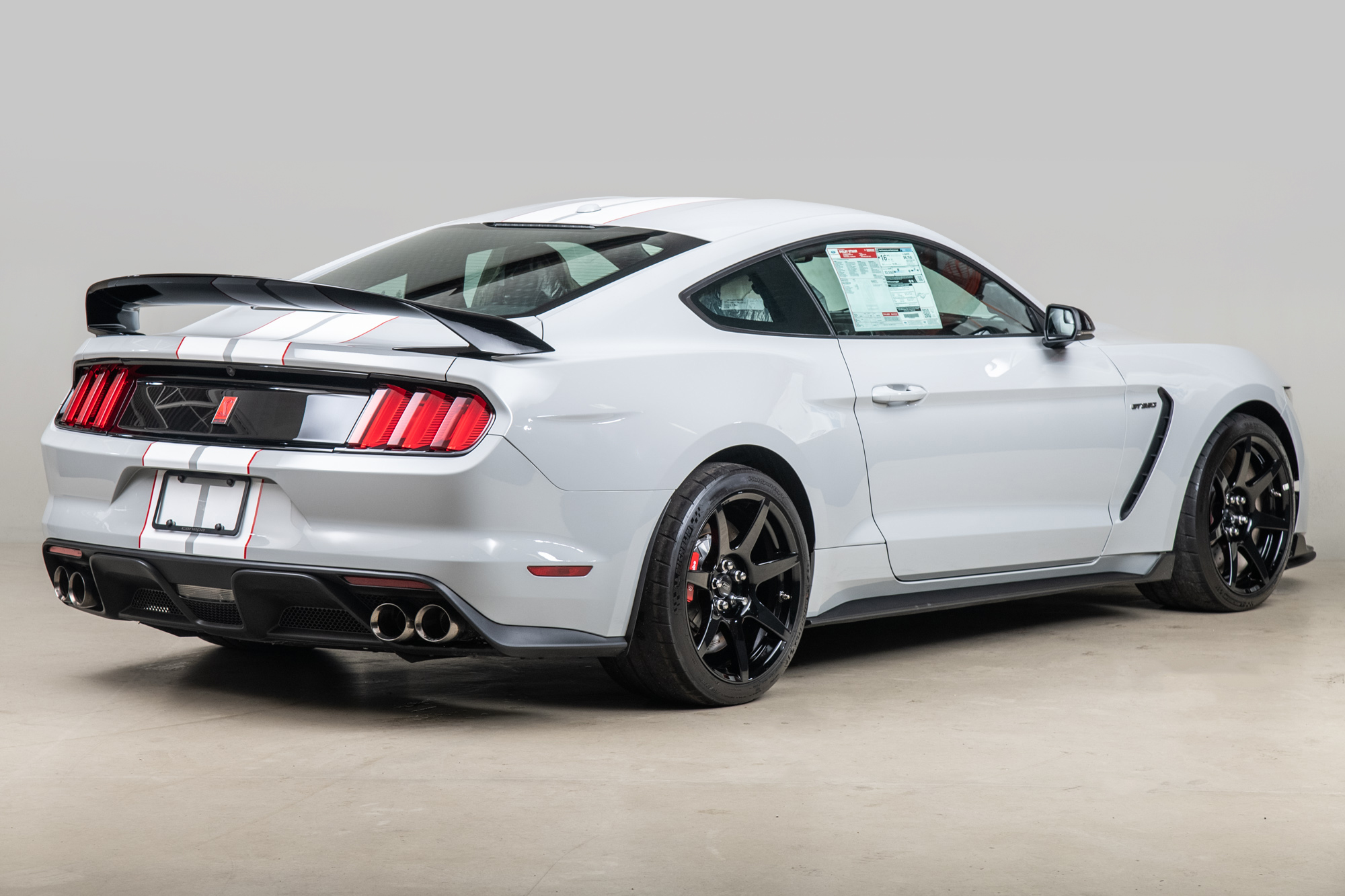 2015 Ford Mustang Shelby GT350R , AVALANCHE GREY, VIN 1FATP8JZ3F5520022, MILEAGE 473