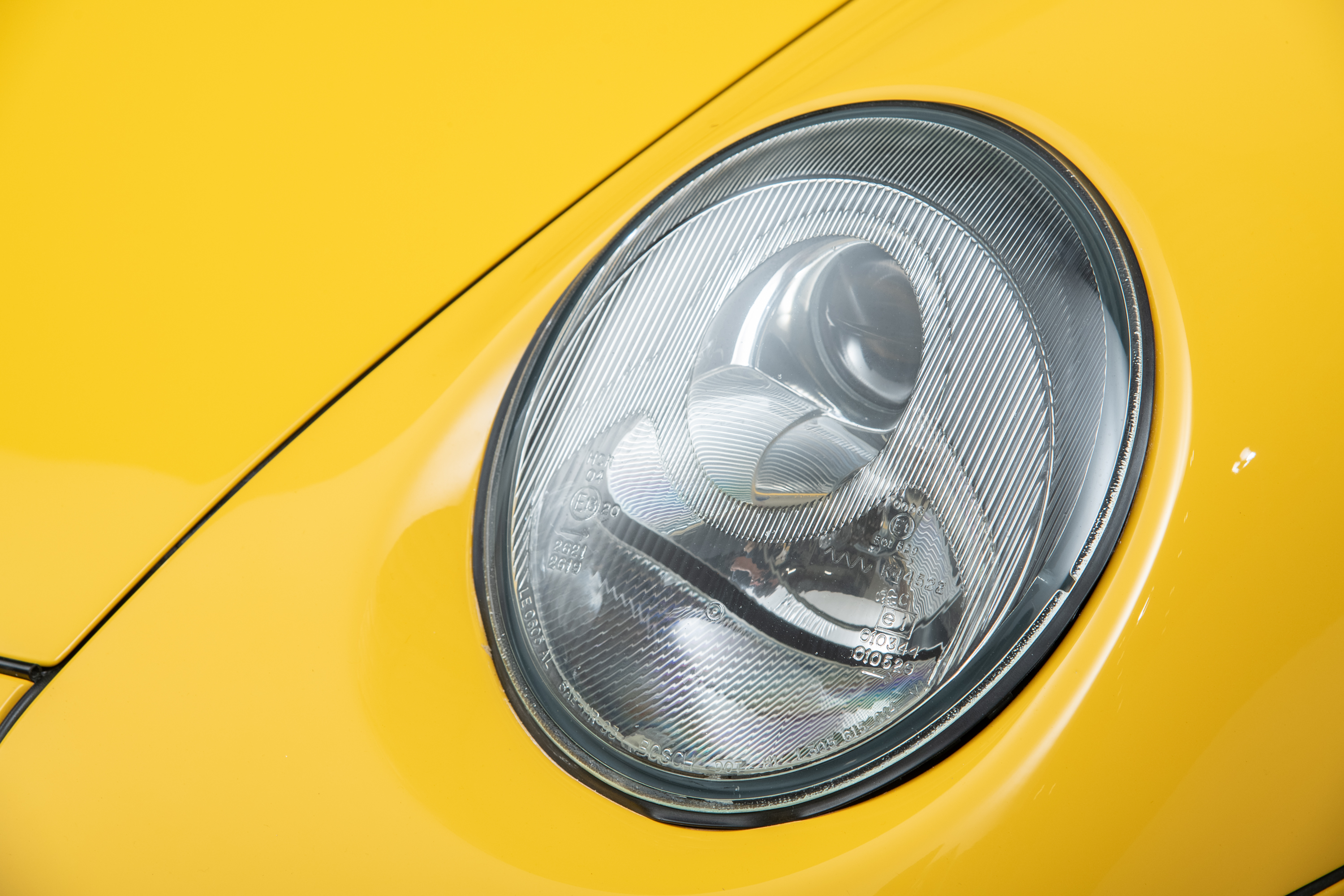 1995 Porsche 911 Carrera RS 3.8 Clubsport, SPEED YELLOW, VIN WP0ZZZ99ZSS390260, MILEAGE 19616
