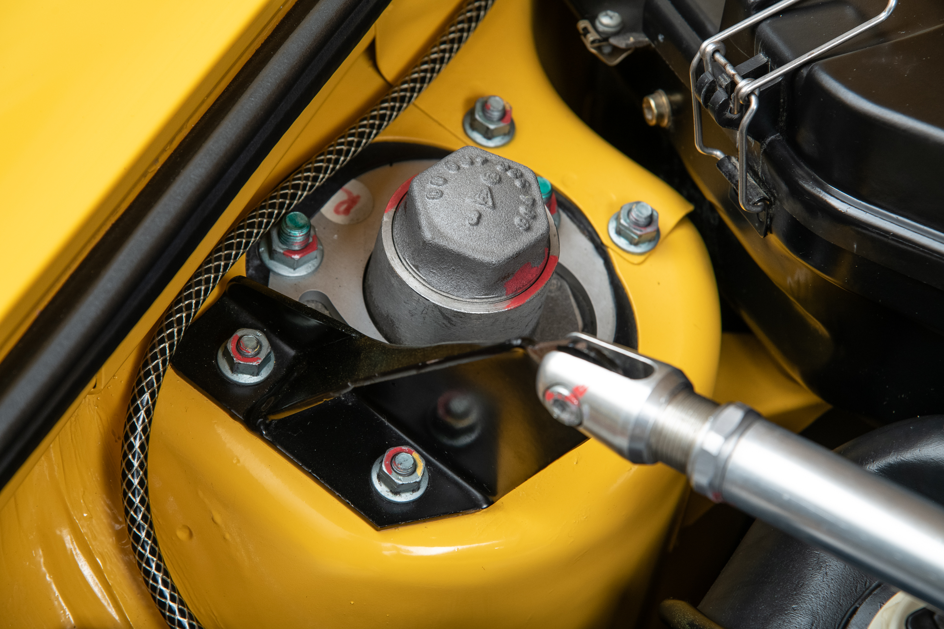 1995 Porsche 911 Carrera RS 3.8 Clubsport, SPEED YELLOW, VIN WP0ZZZ99ZSS390260, MILEAGE 19616