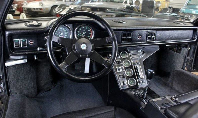 84177586a96 low res 1973 de tomaso pantera