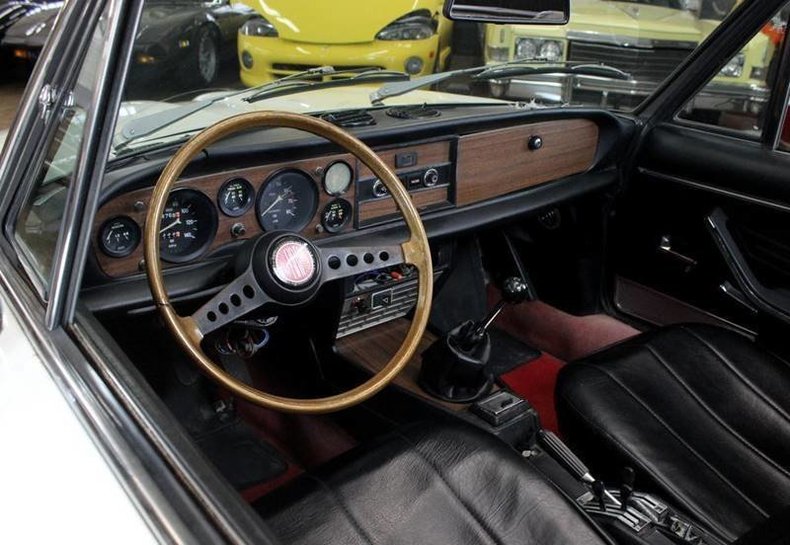 10758e59b7b41 low res 1977 fiat 124 spider