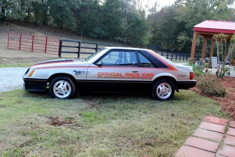 110277a26bb34 low res 1979 ford mustang
