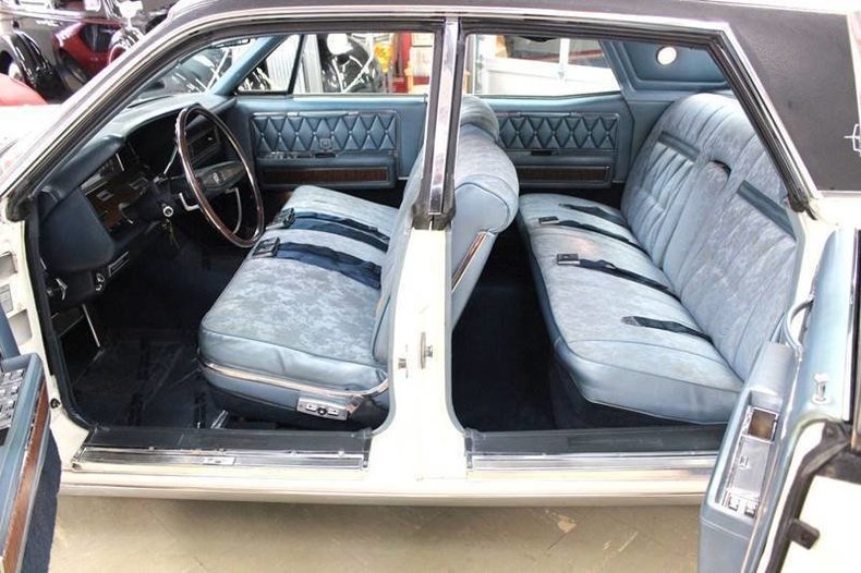 139424d62688a low res 1968 lincoln continental