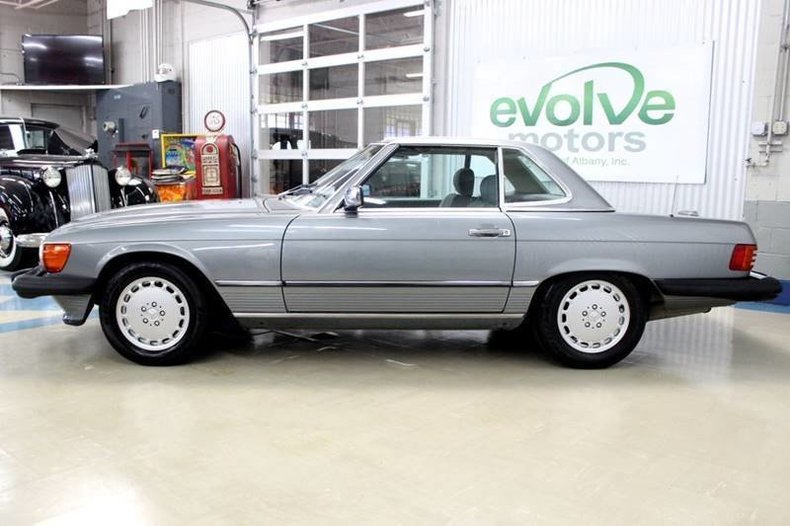 15936bca16a58 low res 1988 mercedes benz 560 class