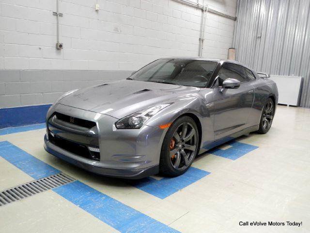 17213d6774844 hd 2010 nissan gt r