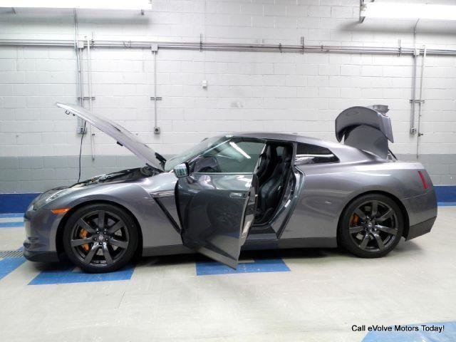 172143568c1eb low res 2010 nissan gt r