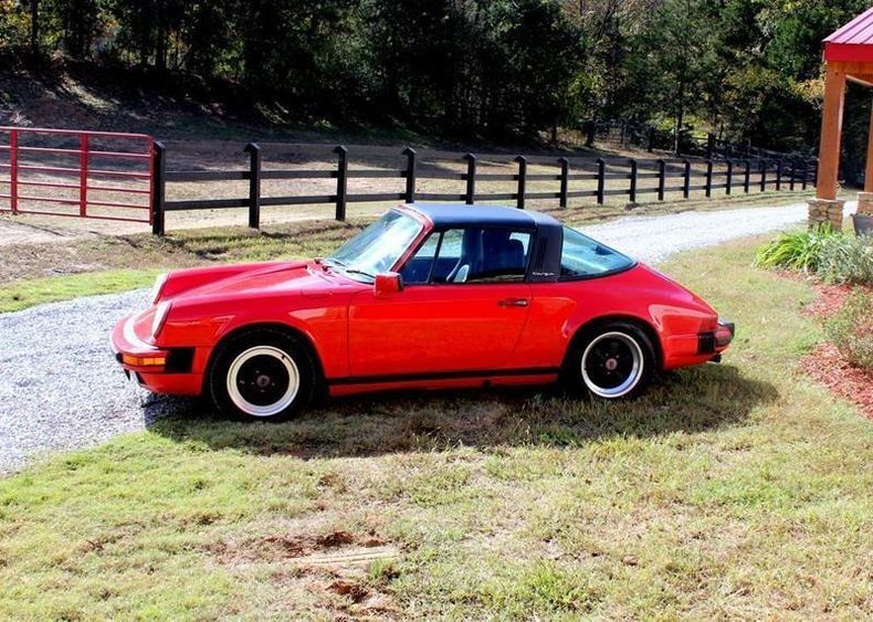 207319a79fce5 low res 1987 porsche 911