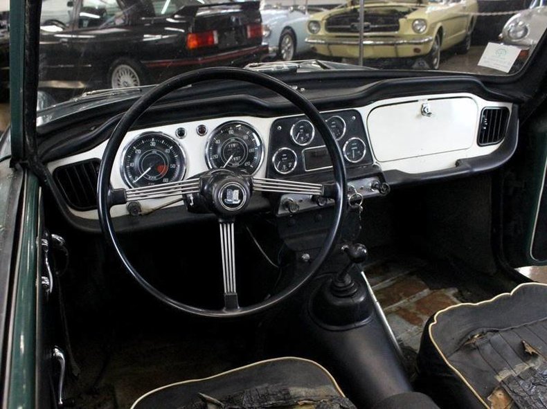 218625233293b low res 1963 triumph tr4