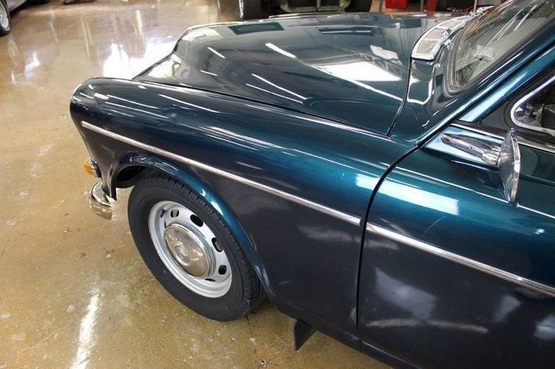 22952245ebd80 low res 1966 volvo 122s
