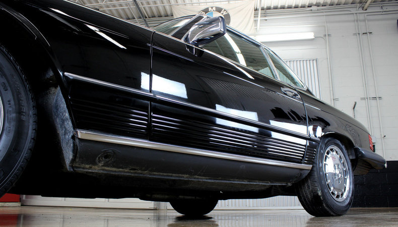 23447aaef652b low res 1987 mercedes benz 560 class
