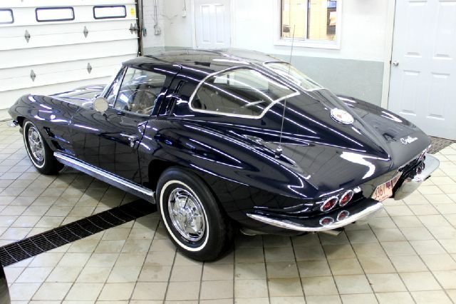 6471ccc18014 low res 1963 chevrolet corvette