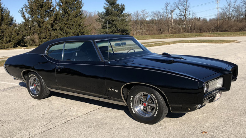 22639409ec677 low res 1969 pontiac gto
