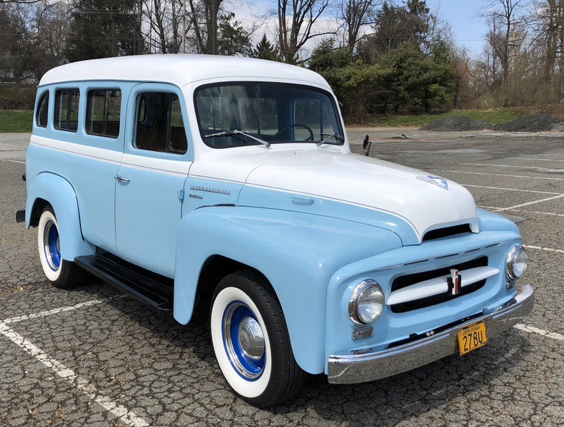 23546dda33707 low res 1955 international travelall
