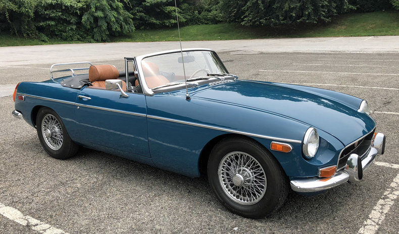 25563fb340529 low res 1972 mg mgb