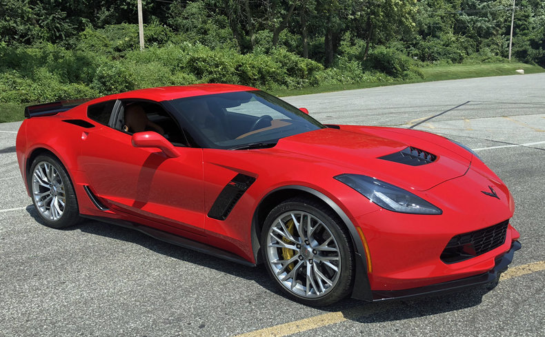262287ce9d95b low res 2015 chevrolet corvette