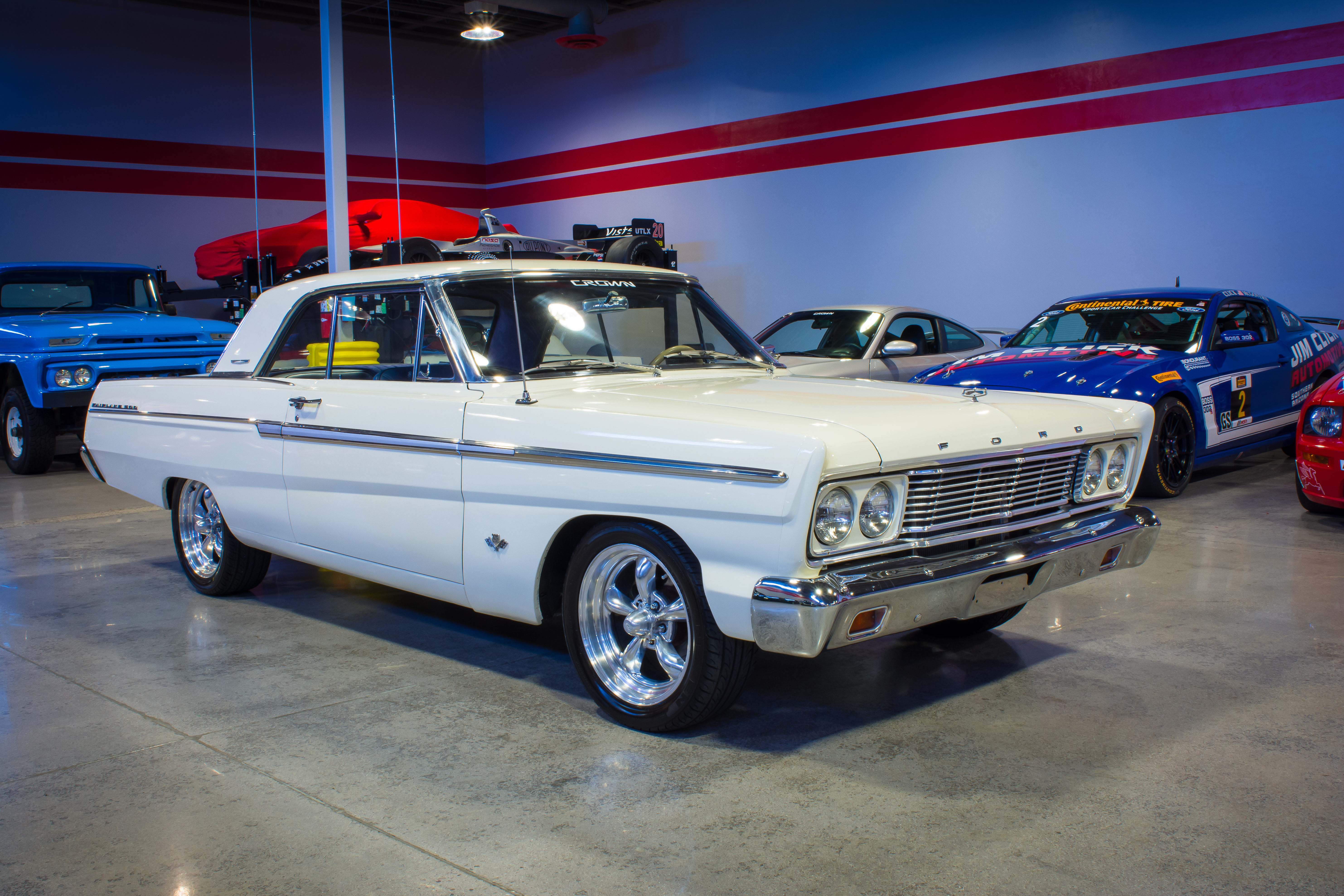 2136 acb5d5c0cb28fairlane2