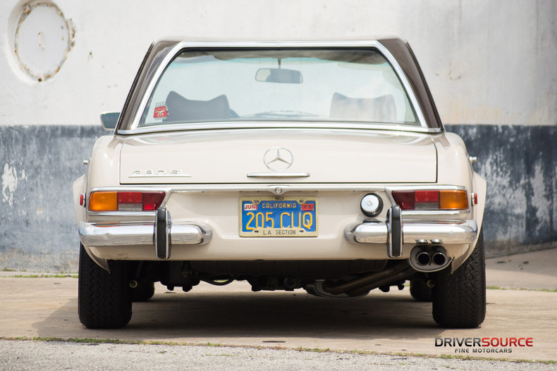 1971 Mercedes-Benz 280 SL | DriverSource : Fine Motorcars | Houston, TX
