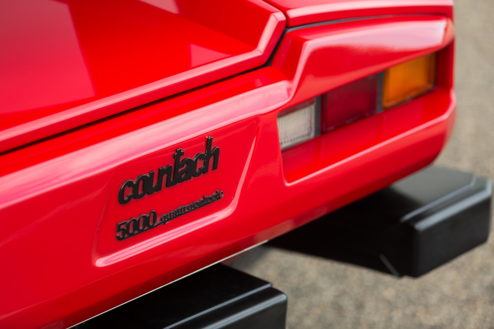 6229 1548435b069fcountach10