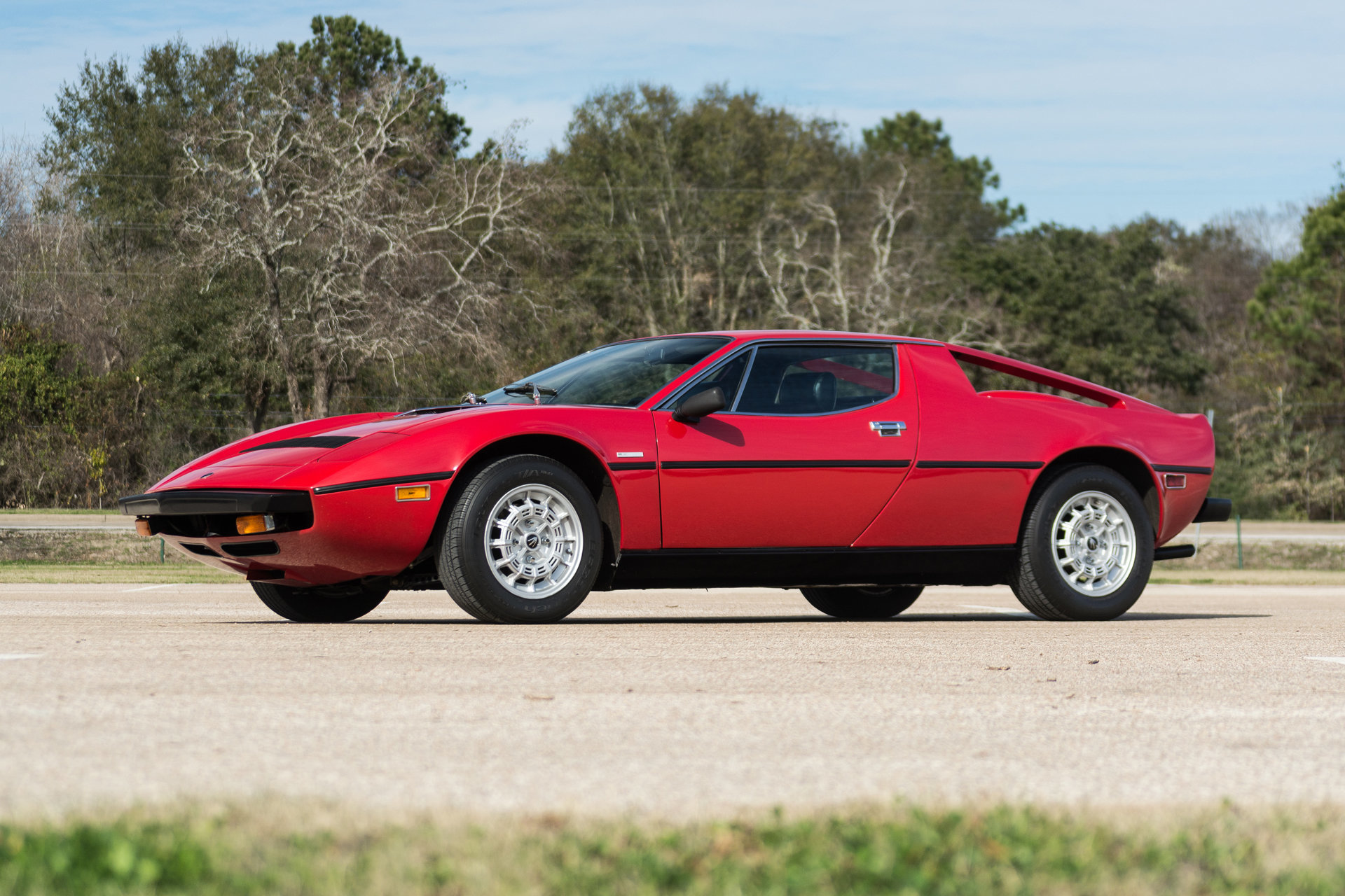 11377403c9270 hd 1975 maserati merak