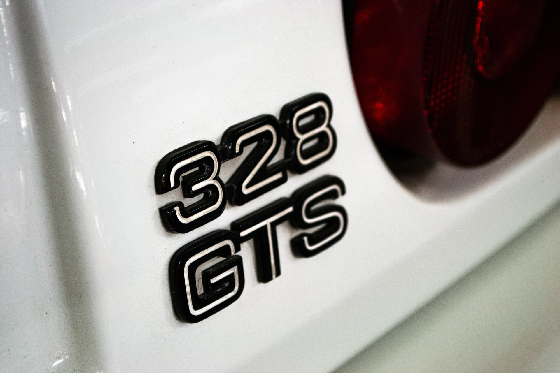 11945f6992fbe hd 1988 ferrari 328 gtsi