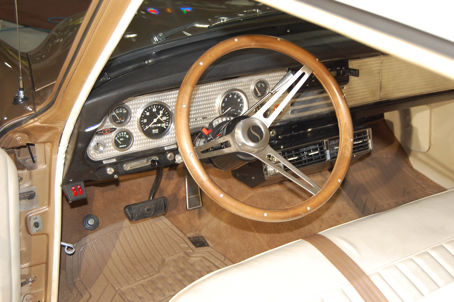 1958 Studebaker Silver Hawk | Classic Car Dealer Rogers ...