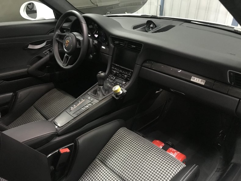 2016 Porsche 911 R
