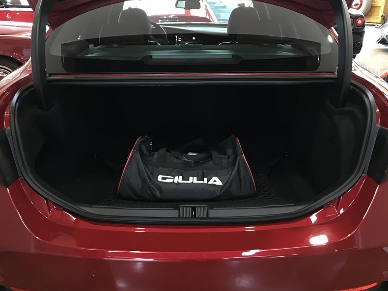 2017 Alfa Romeo Giulia Quadrifoglio