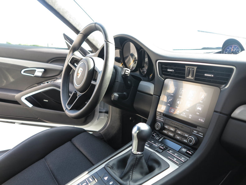 2018 Porsche 911