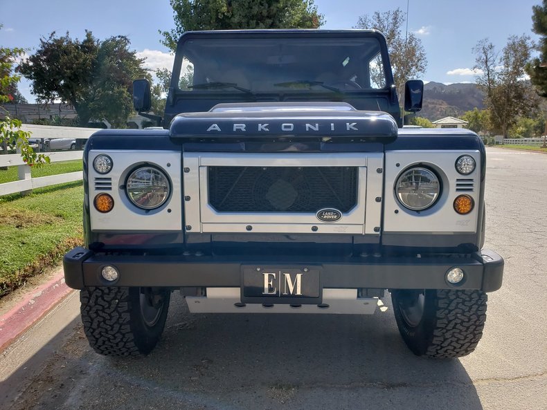 1990 Land Rover Defender