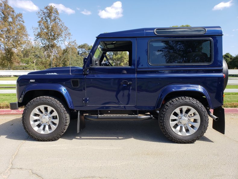 1990 Land Rover Defender