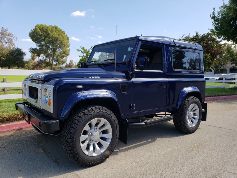1990 Land Rover Defender