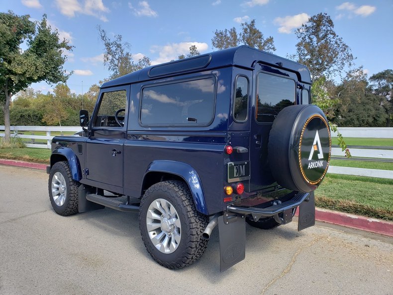 1990 Land Rover Defender