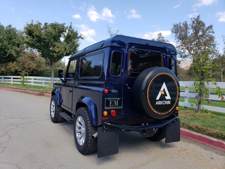 1990 Land Rover Defender
