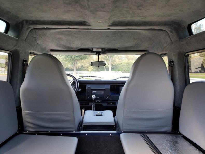 1990 Land Rover Defender