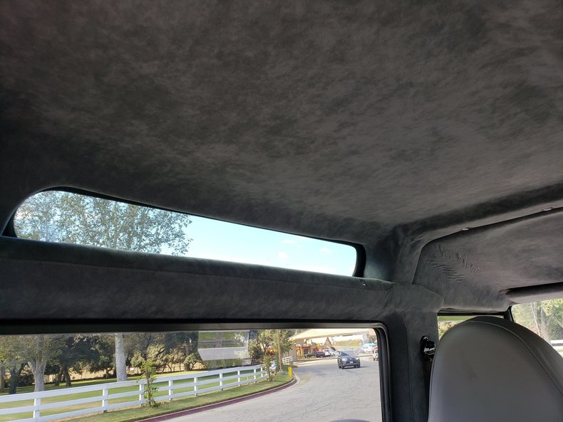 1990 Land Rover Defender