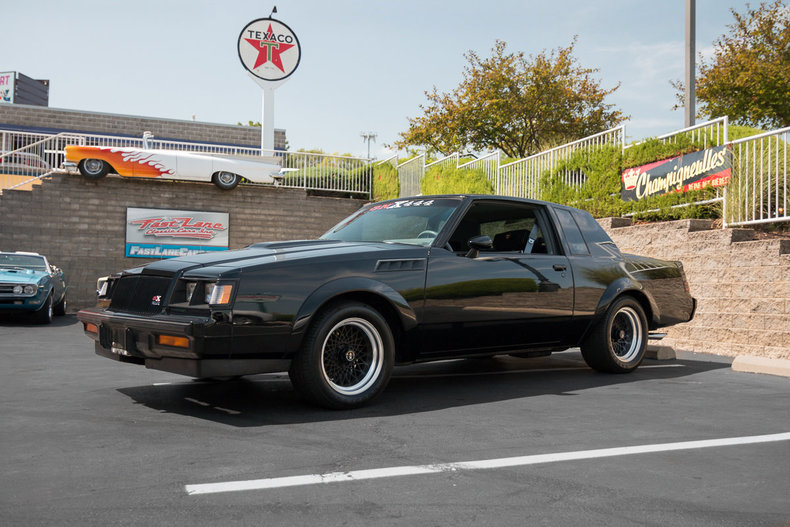 54117 e16ed1e49e51 low res