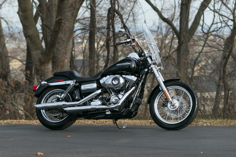 595445d342eca low res 2011 harley davidson dyna