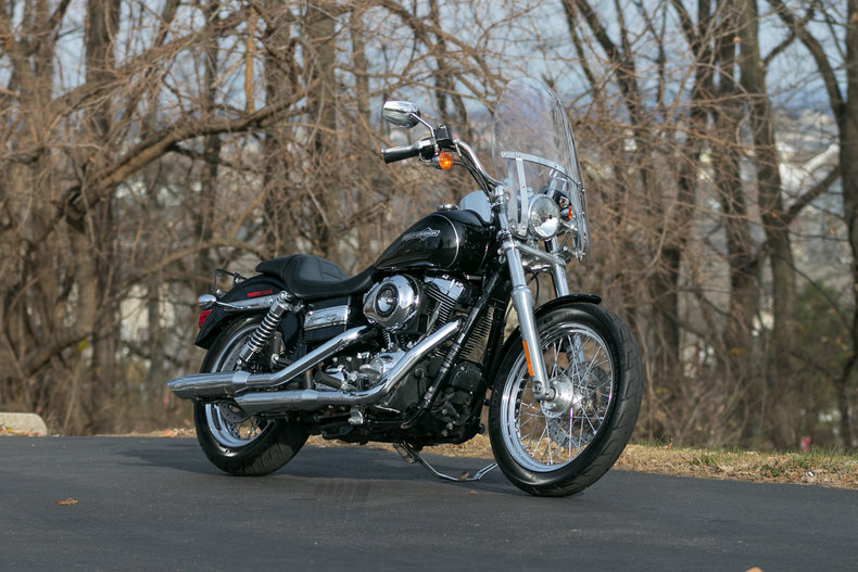 595453e2e68a0 low res 2011 harley davidson dyna