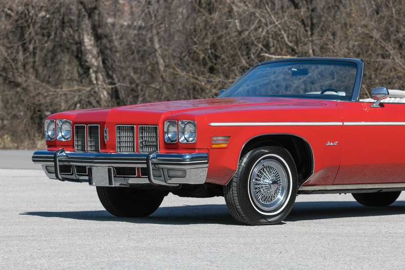 626408e9a5291 low res 1975 oldsmobile delta 88 royale