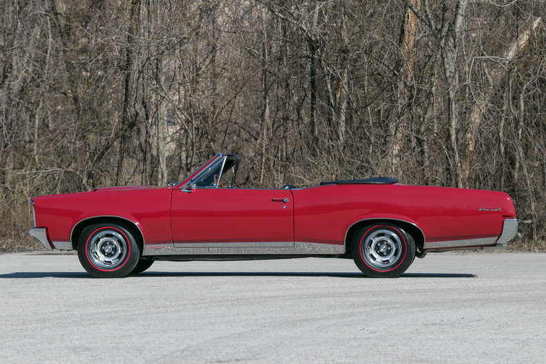 62766b2ff97b9 low res 1967 pontiac gto convertible