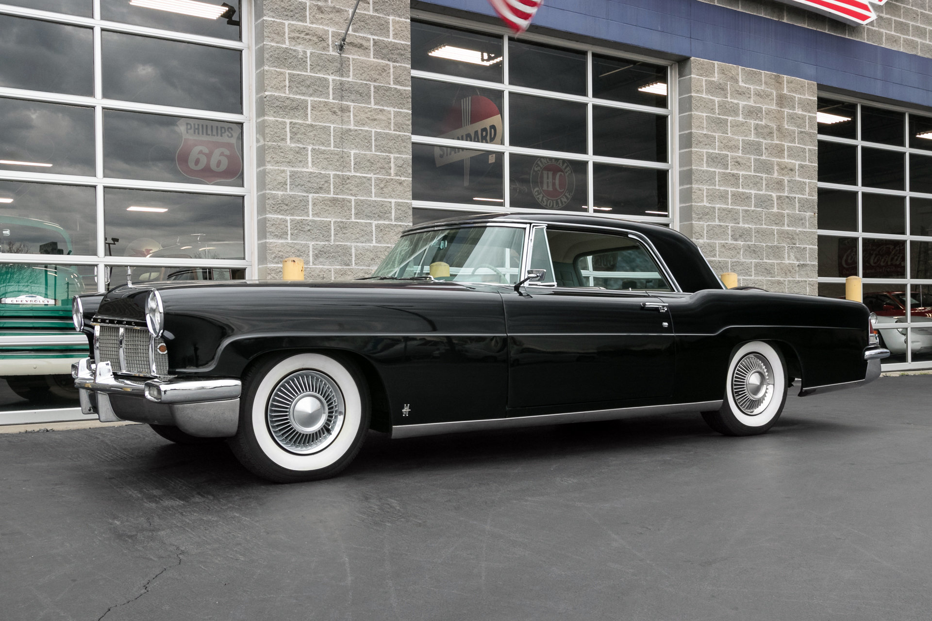 62547d37fa90f hd 1956 lincoln mark ii